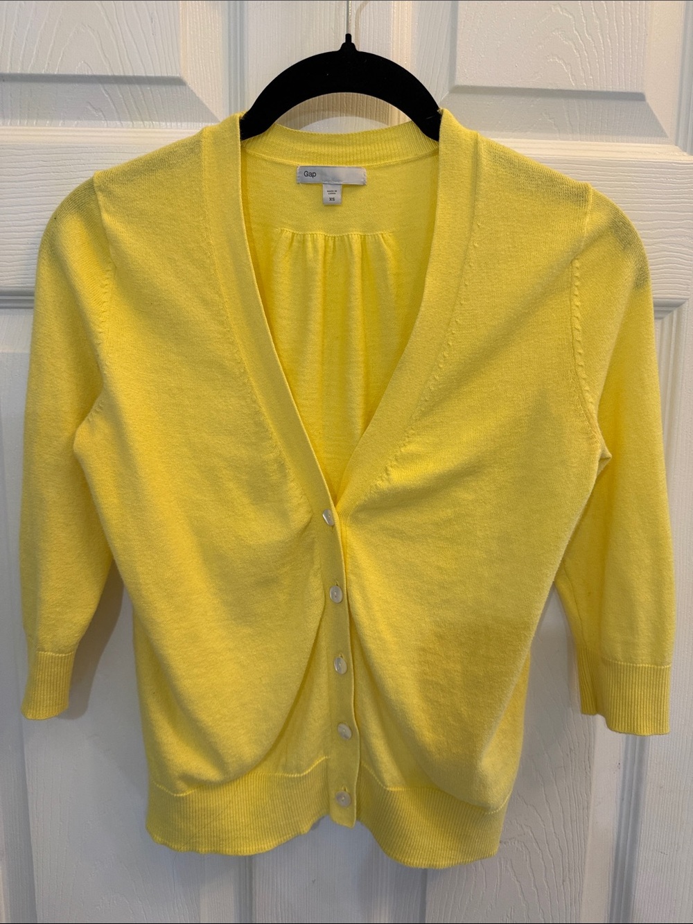 GAP Women's 100% Cotton Elbow-Length Sleeve Yellow Button-Up V-Neck Cardigan